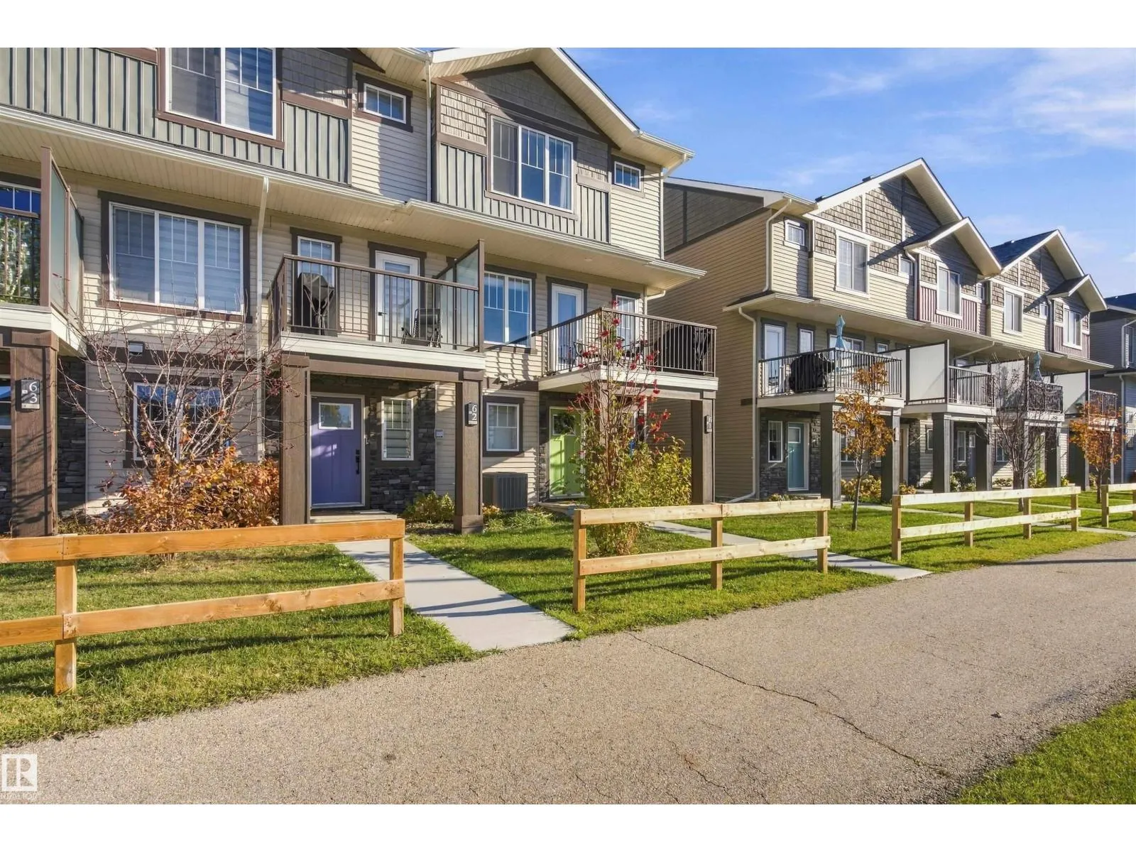 #61 50 MCLAUGHLIN DR
