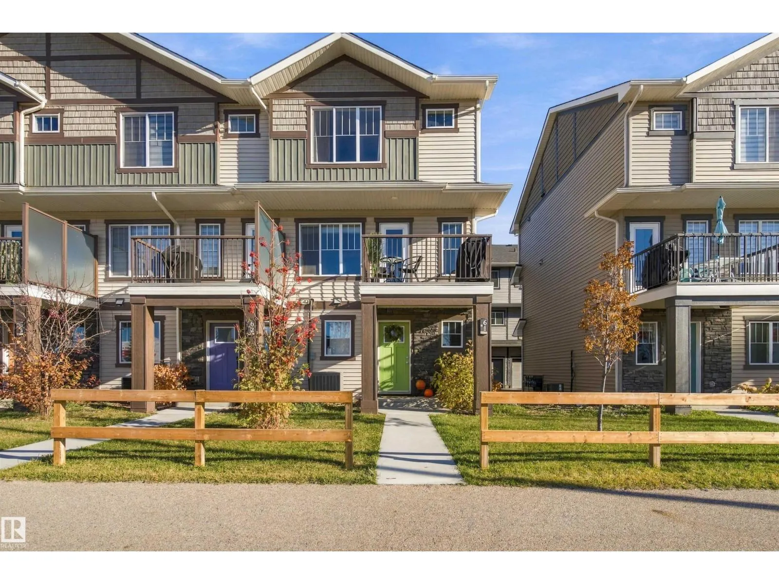 #61 50 MCLAUGHLIN DR
