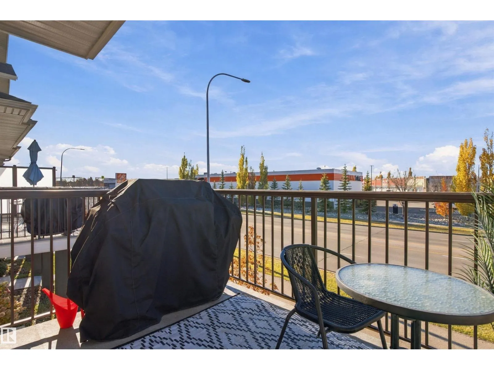 #61 50 MCLAUGHLIN DR