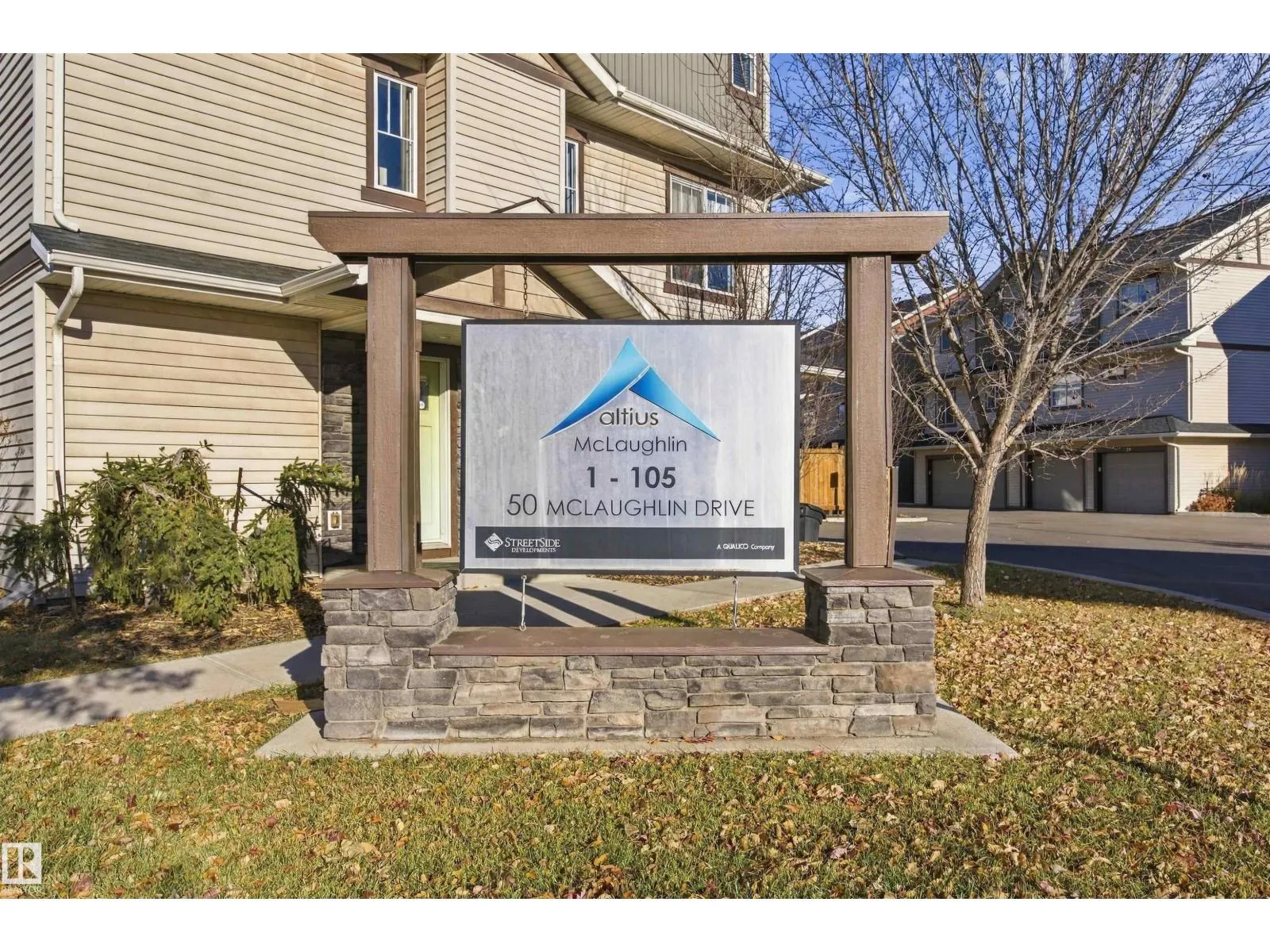 #61 50 MCLAUGHLIN DR