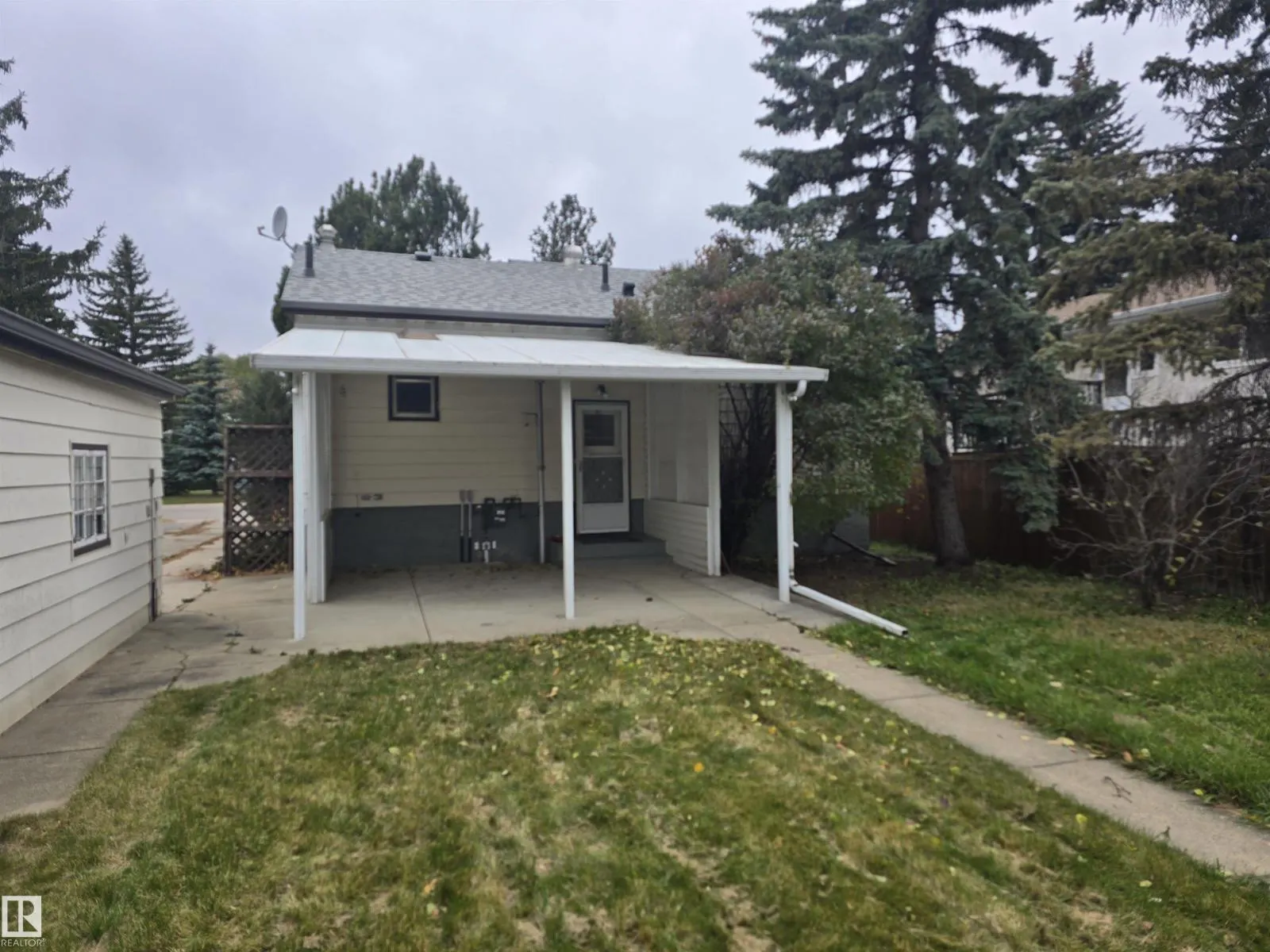 9717 162 ST NW