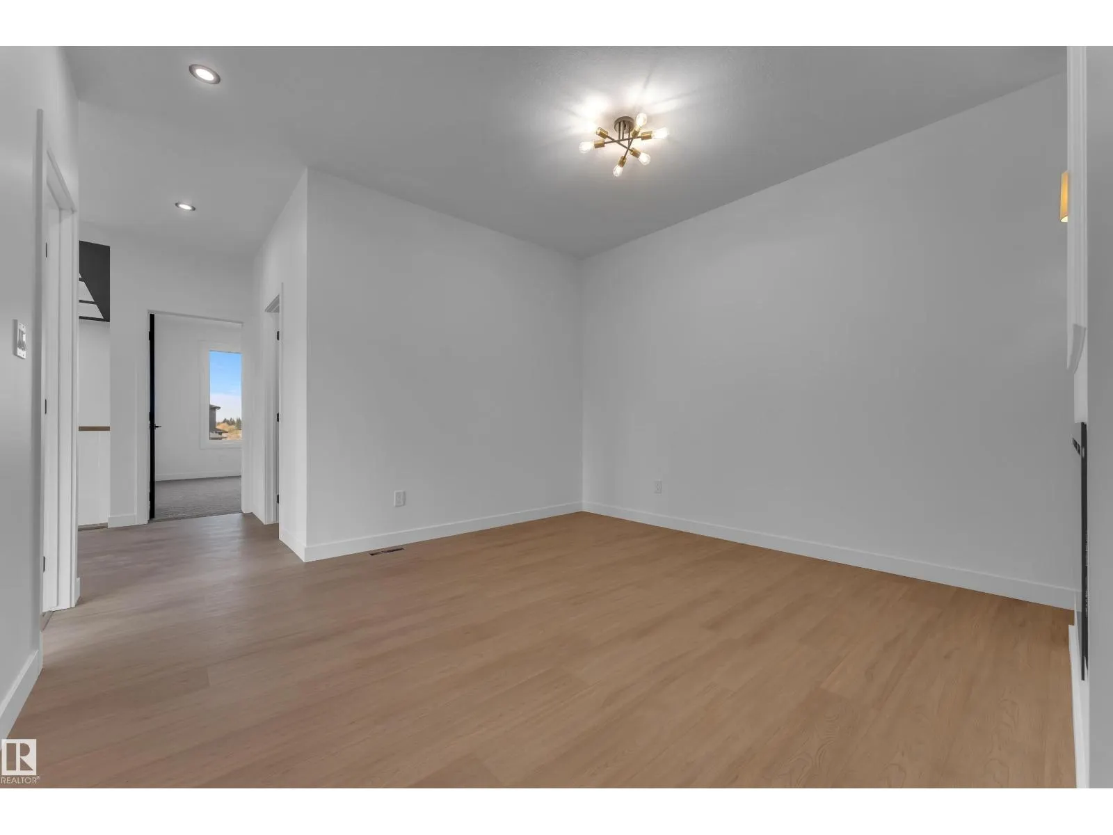 5 Grayson GR