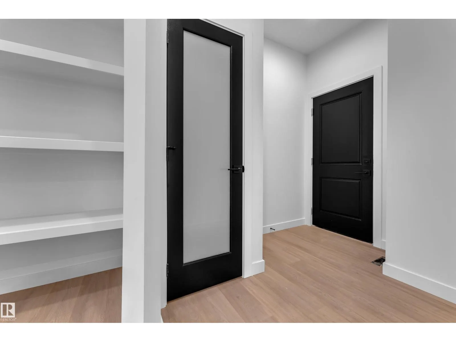5 Grayson GR