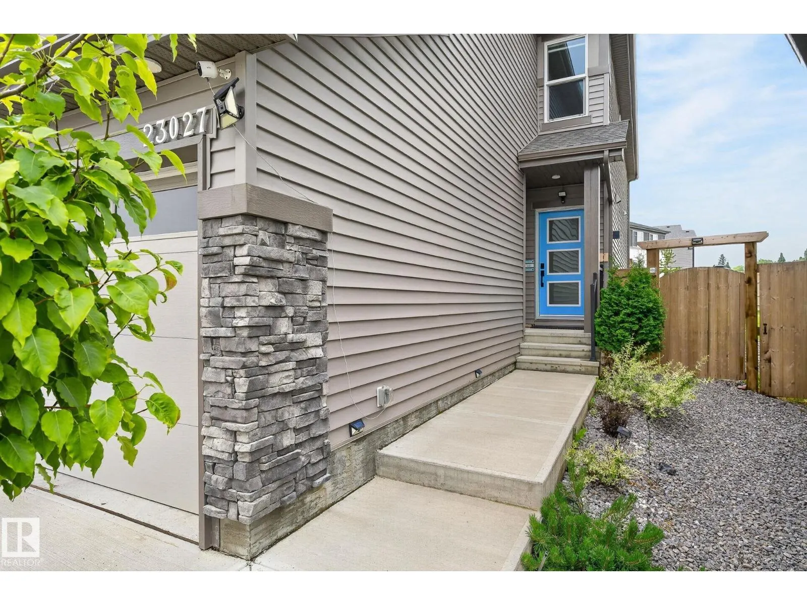 23027 96 AV NW