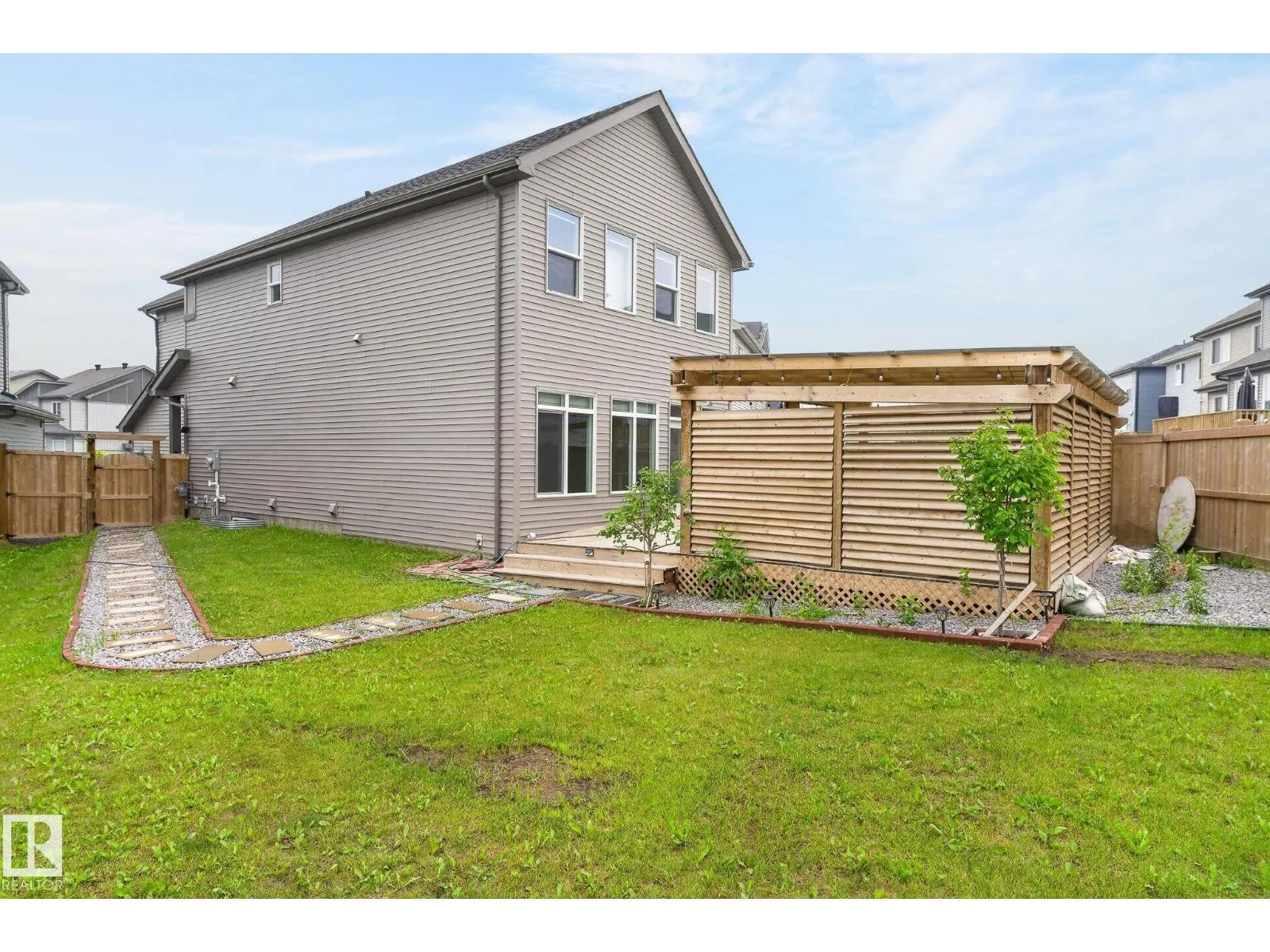 23027 96 AV NW
