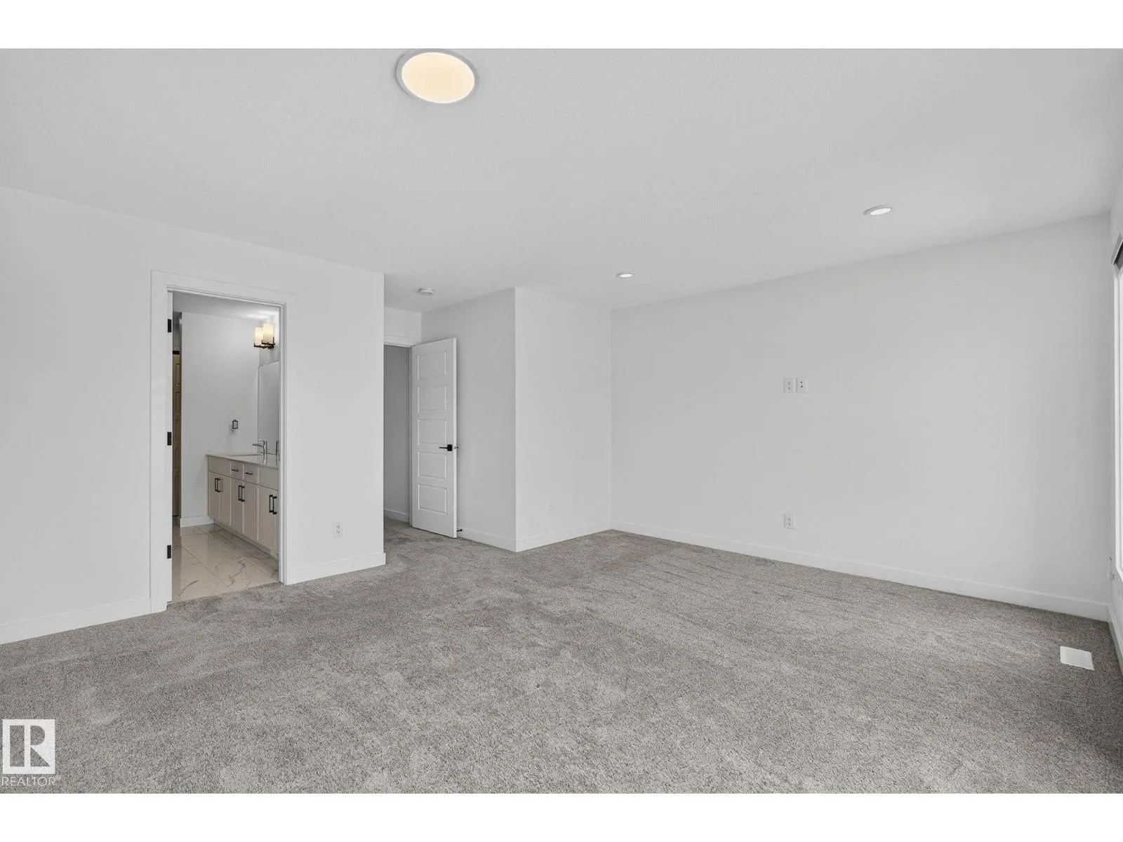 23027 96 AV NW