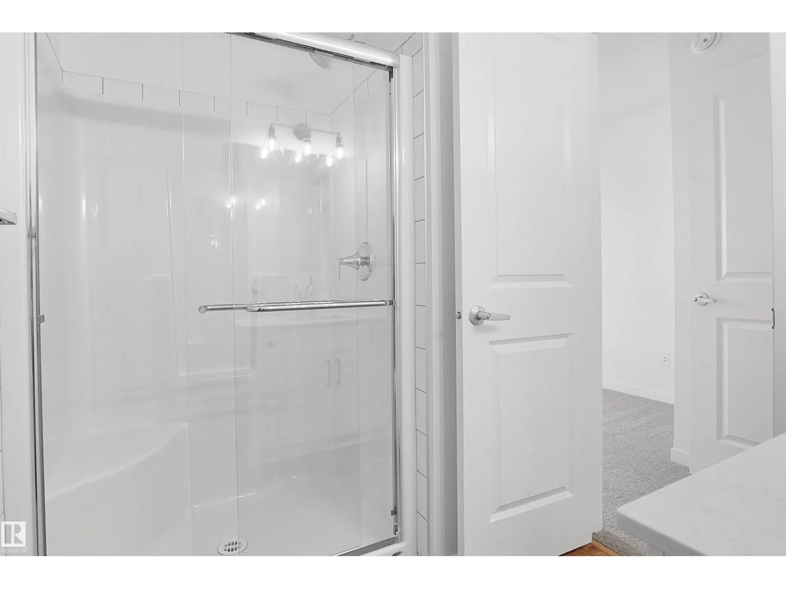 #62 4825 120 ST NW