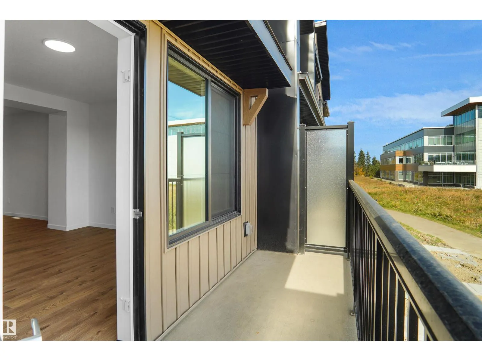 #62 4825 120 ST NW