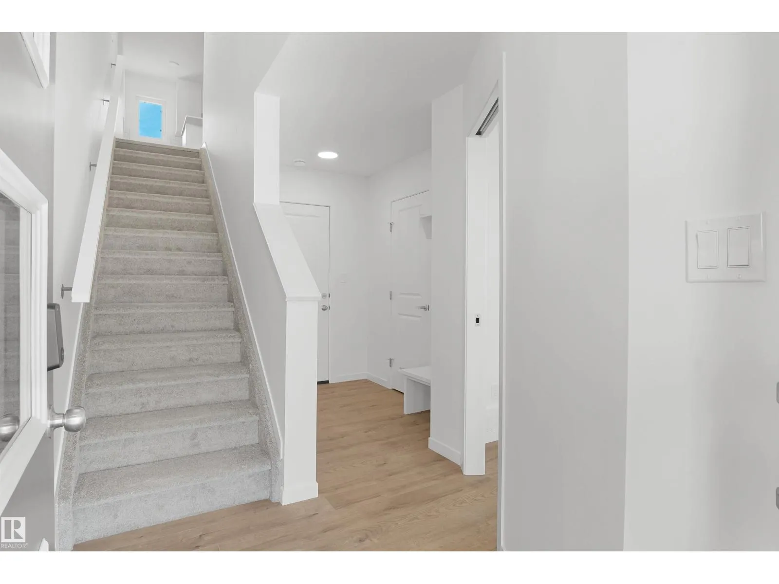 #62 4825 120 ST NW