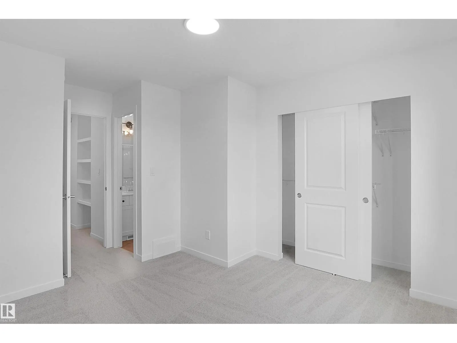 #62 4825 120 ST NW