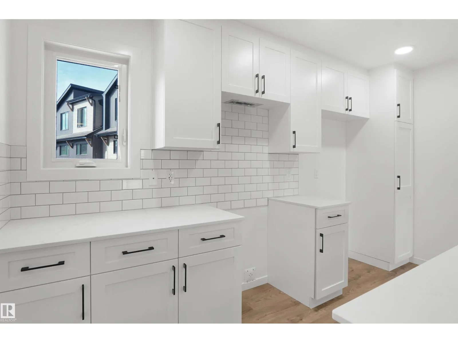 #62 4825 120 ST NW