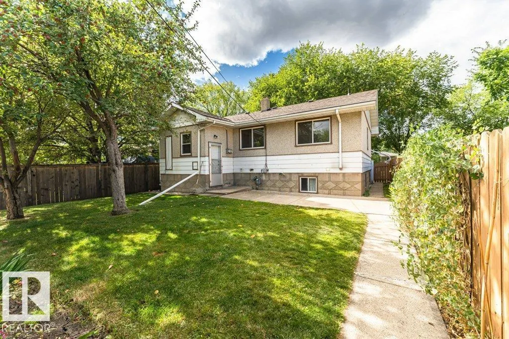 10509 77 ST NW