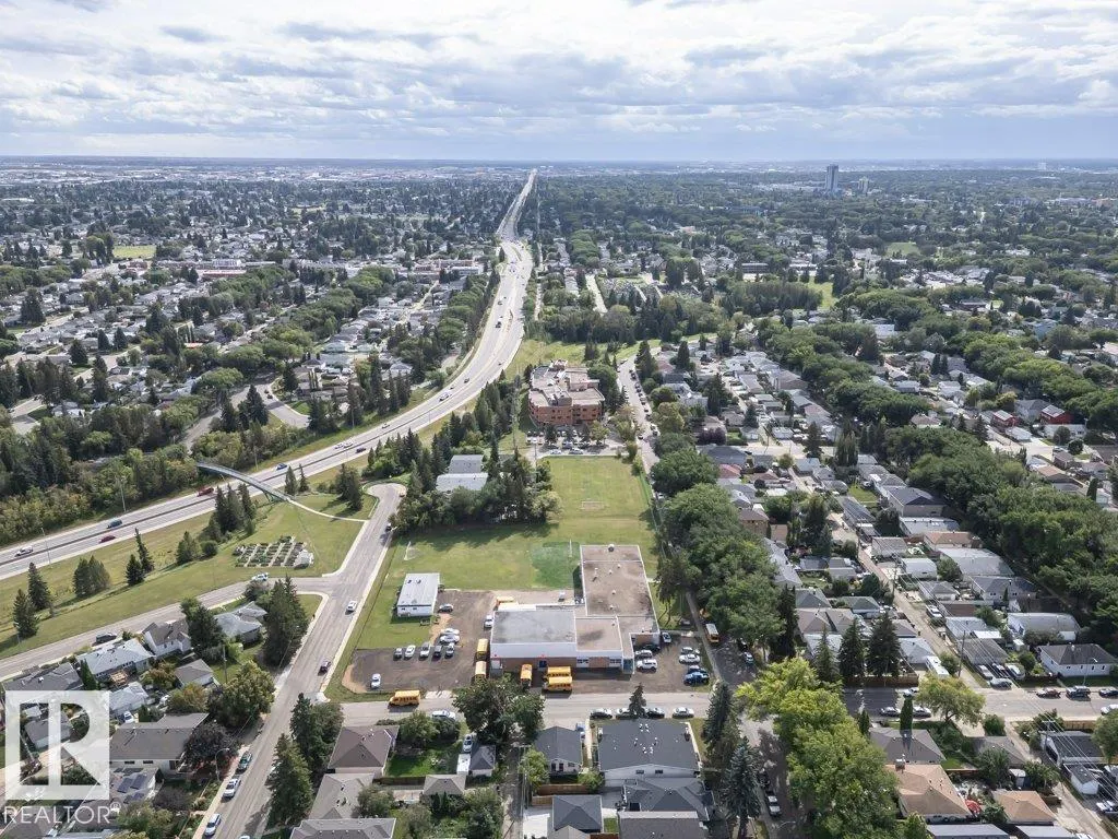 10509 77 ST NW