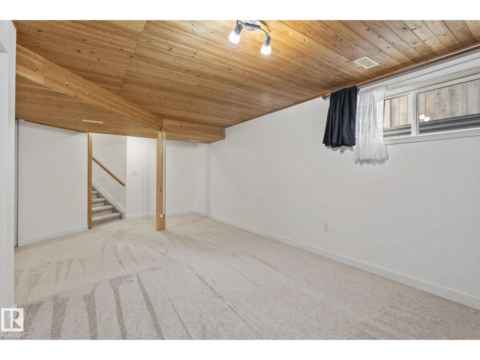 11727 13 AV NW