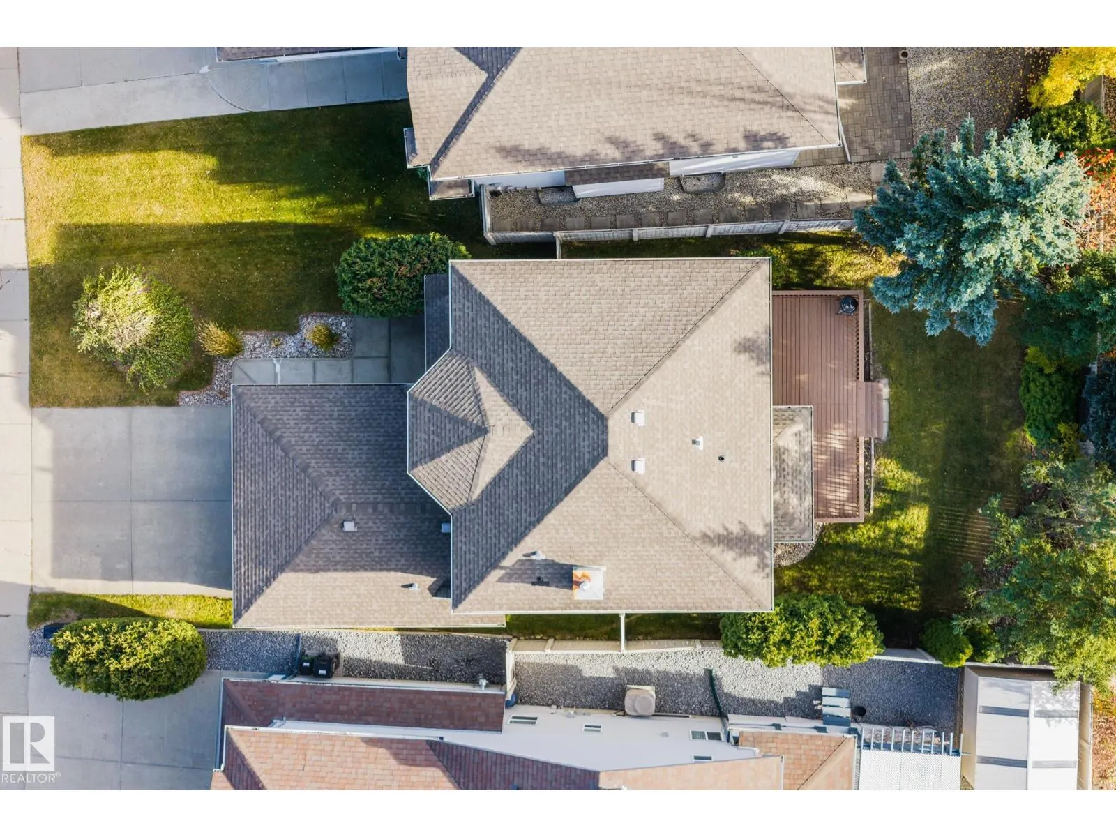 11727 13 AV NW