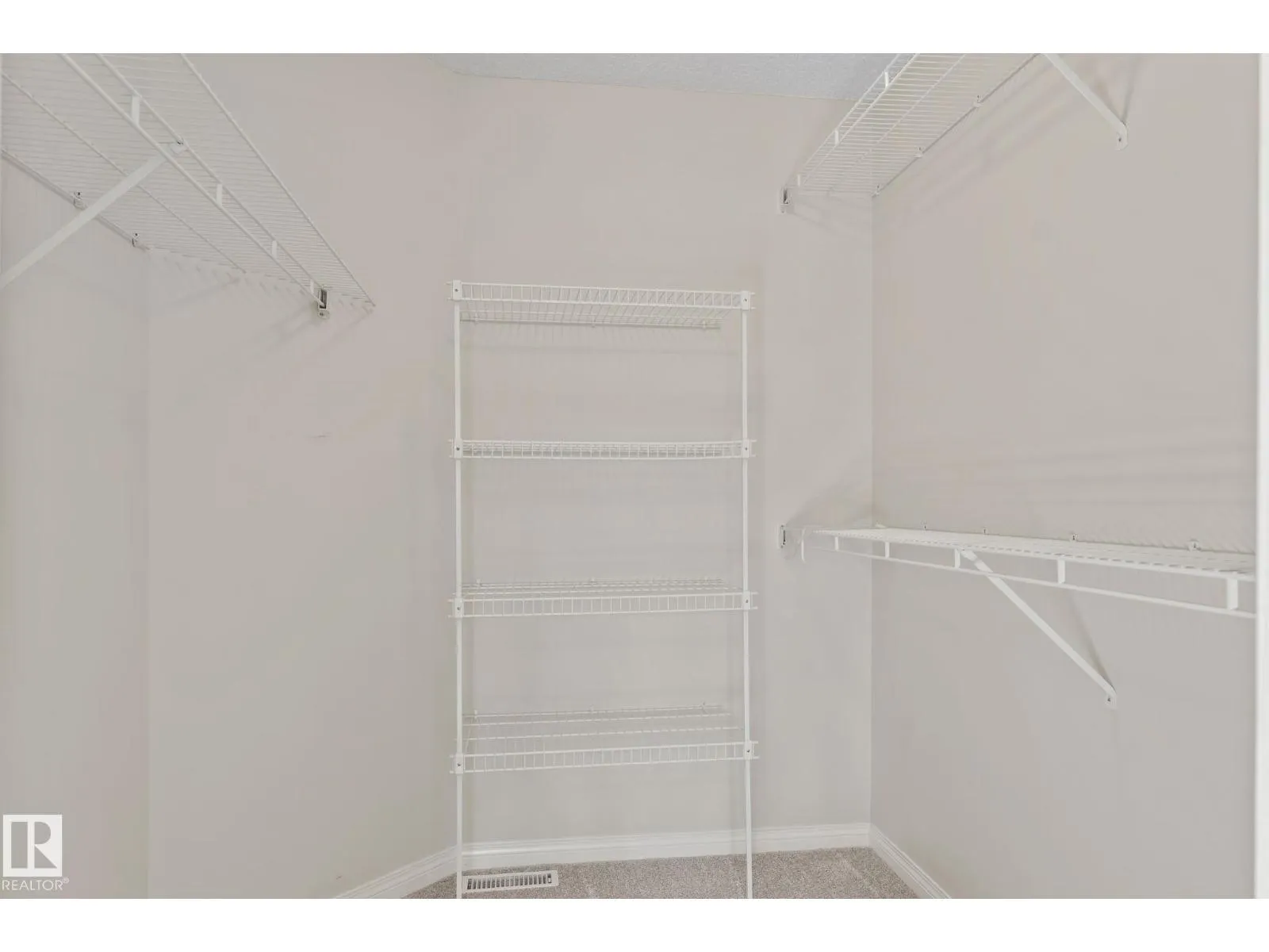 11727 13 AV NW