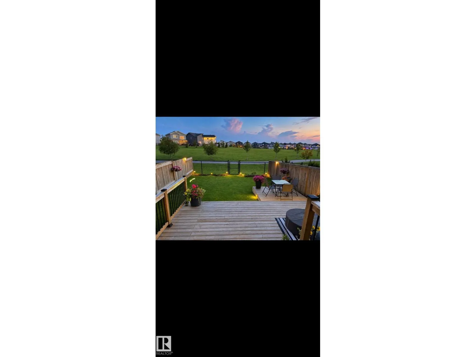 18 Currant CR