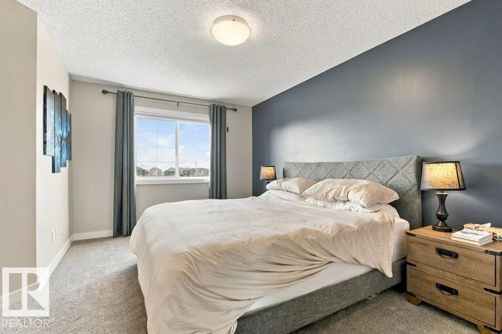 18 Currant CR