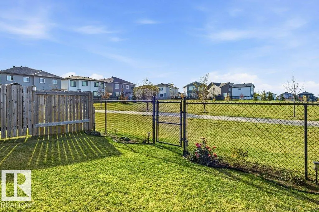 18 Currant CR