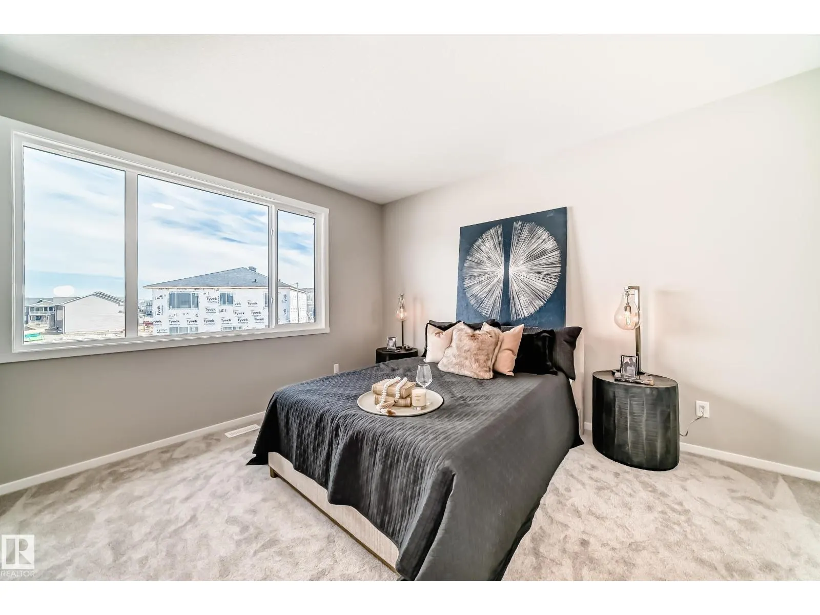 1603 206 ST NW