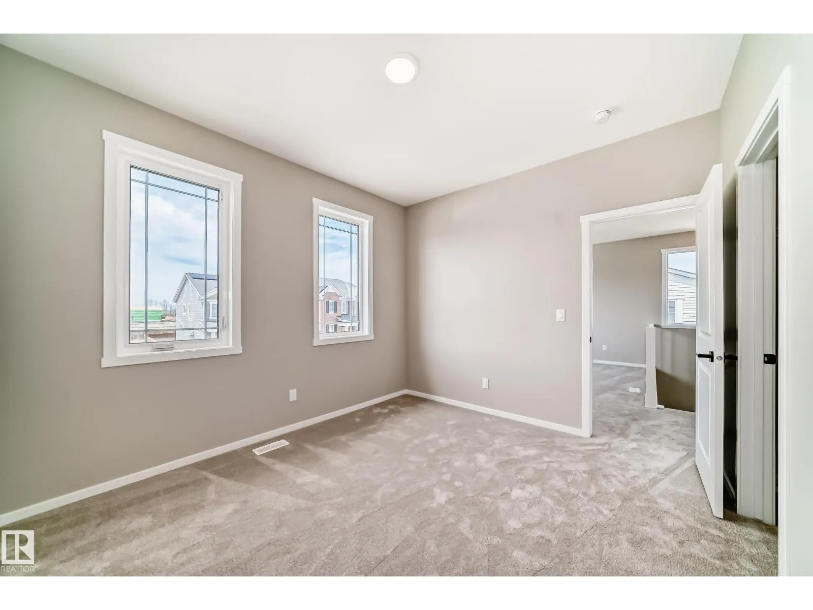1603 206 ST NW