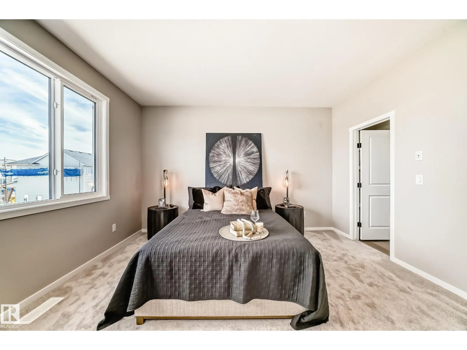 1603 206 ST NW