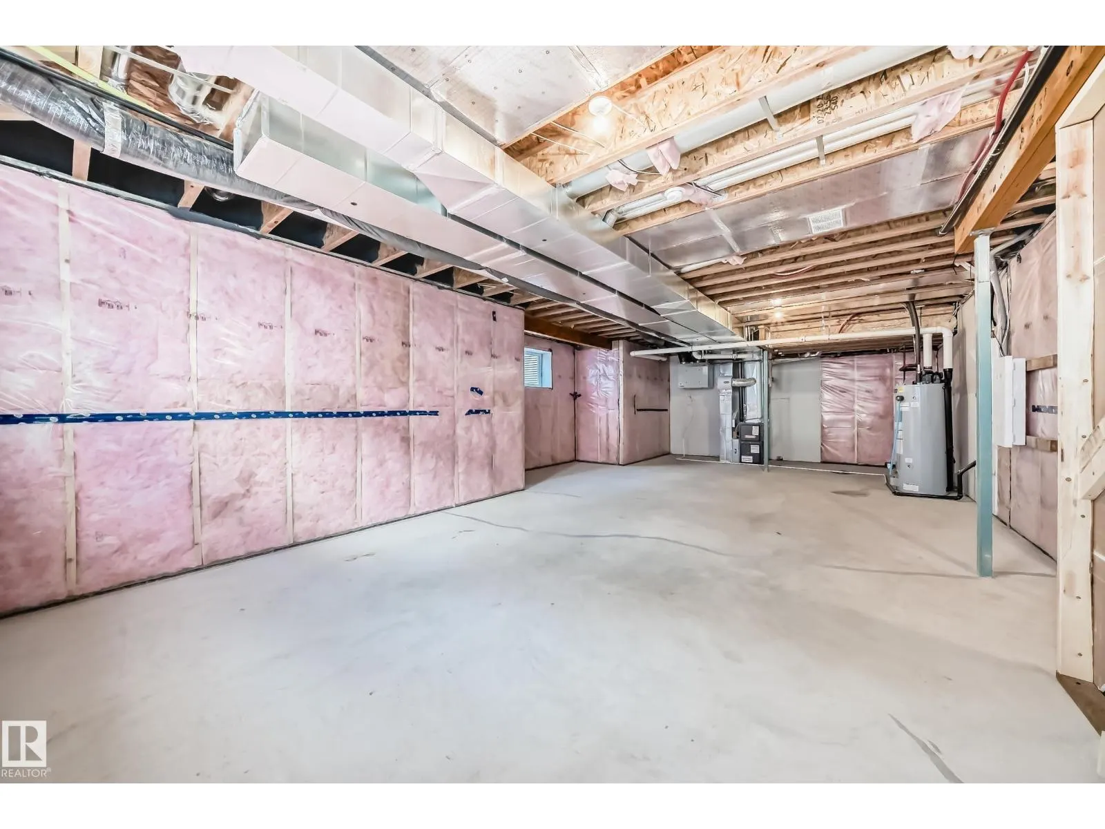 1603 206 ST NW
