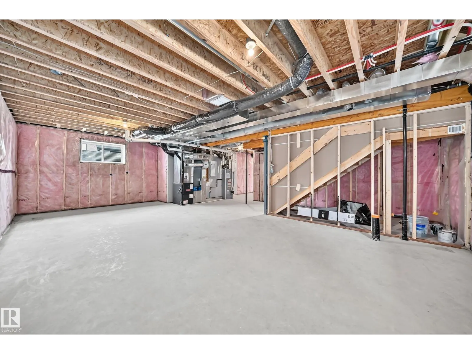 20512 15 AV NW