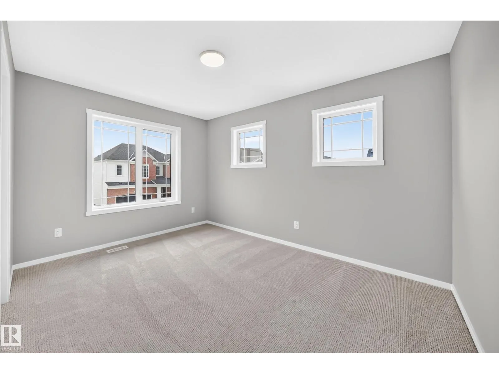 20512 15 AV NW