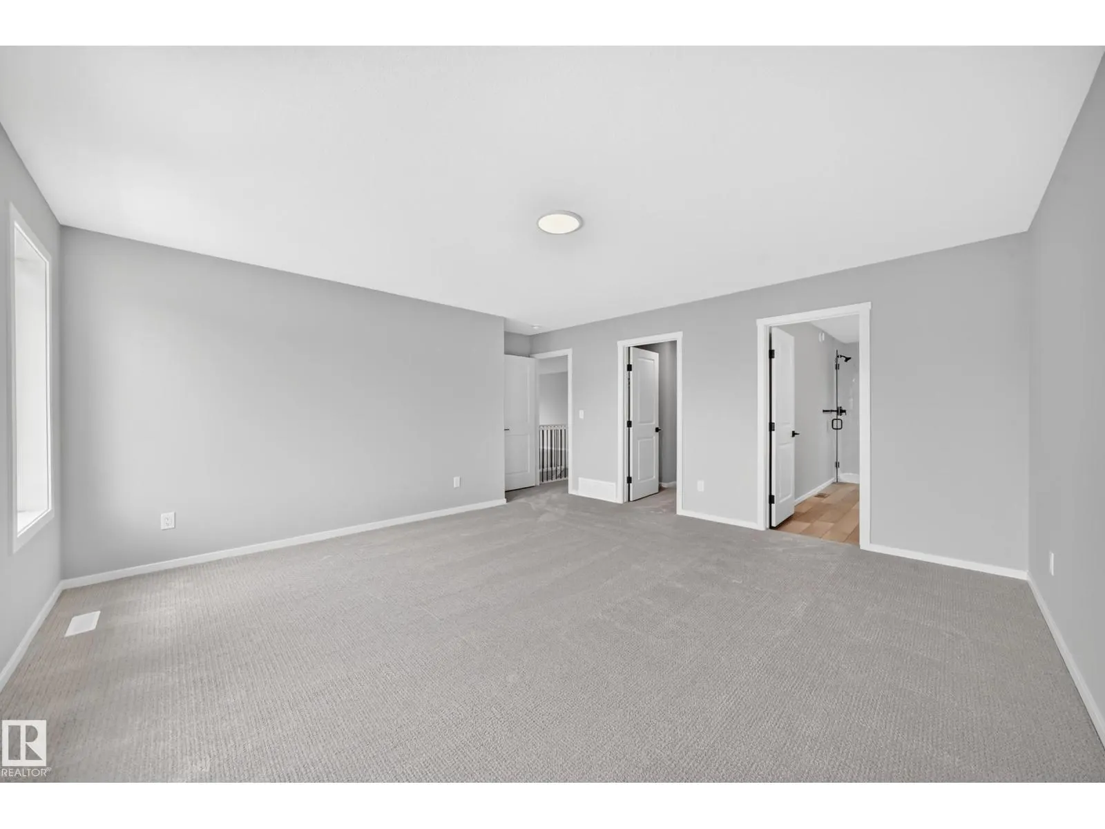 20512 15 AV NW