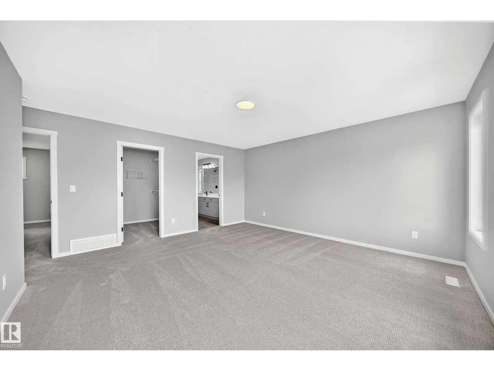 20512 15 AV NW