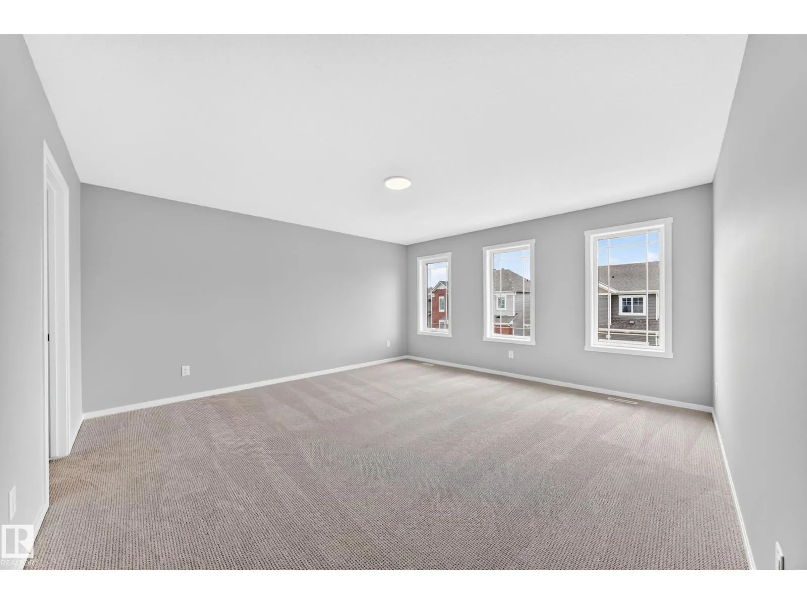 20512 15 AV NW