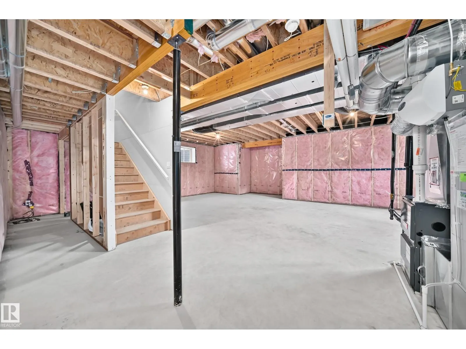 20512 15 AV NW