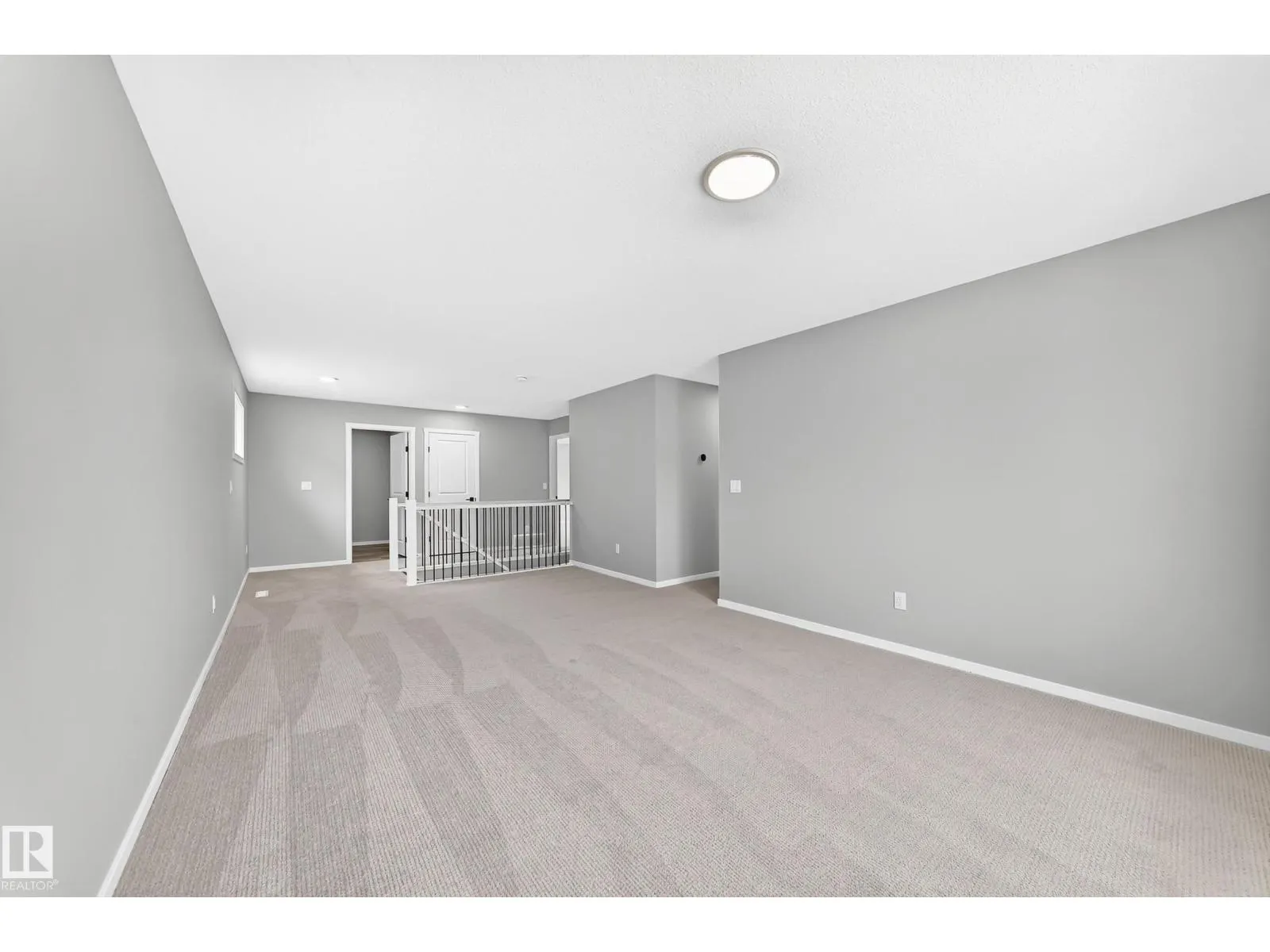 20512 15 AV NW