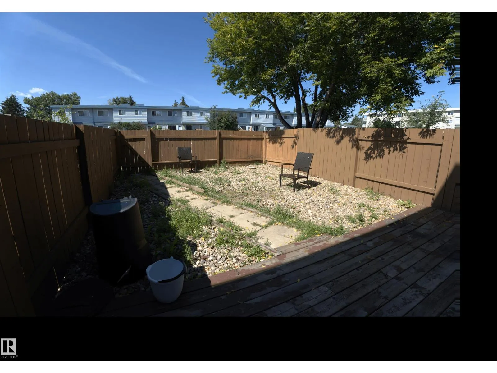 #18B 18305 89 AV NW