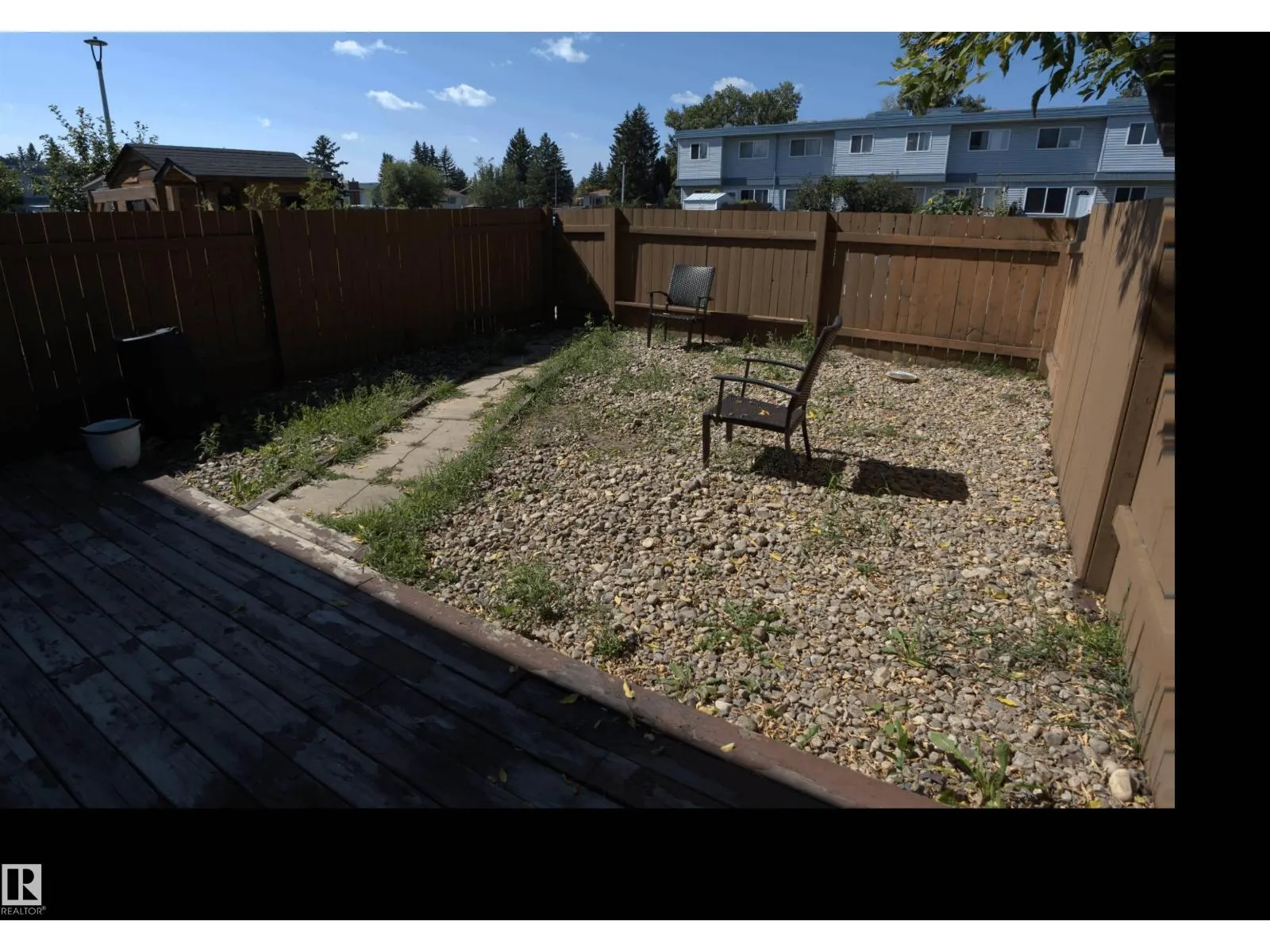 #18B 18305 89 AV NW
