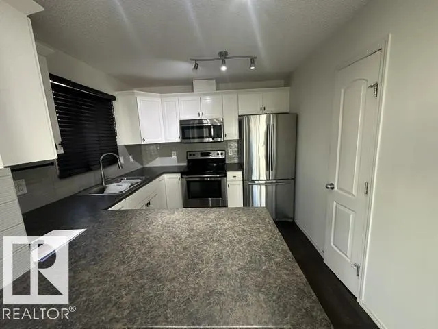 #40 8716 179 AV NW NW