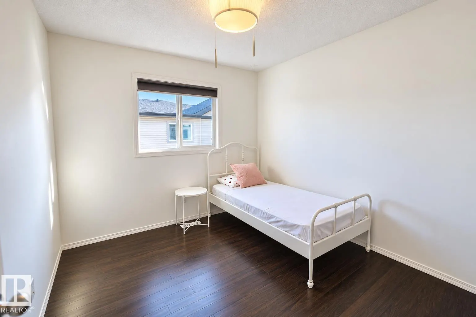 #40 8716 179 AV NW NW