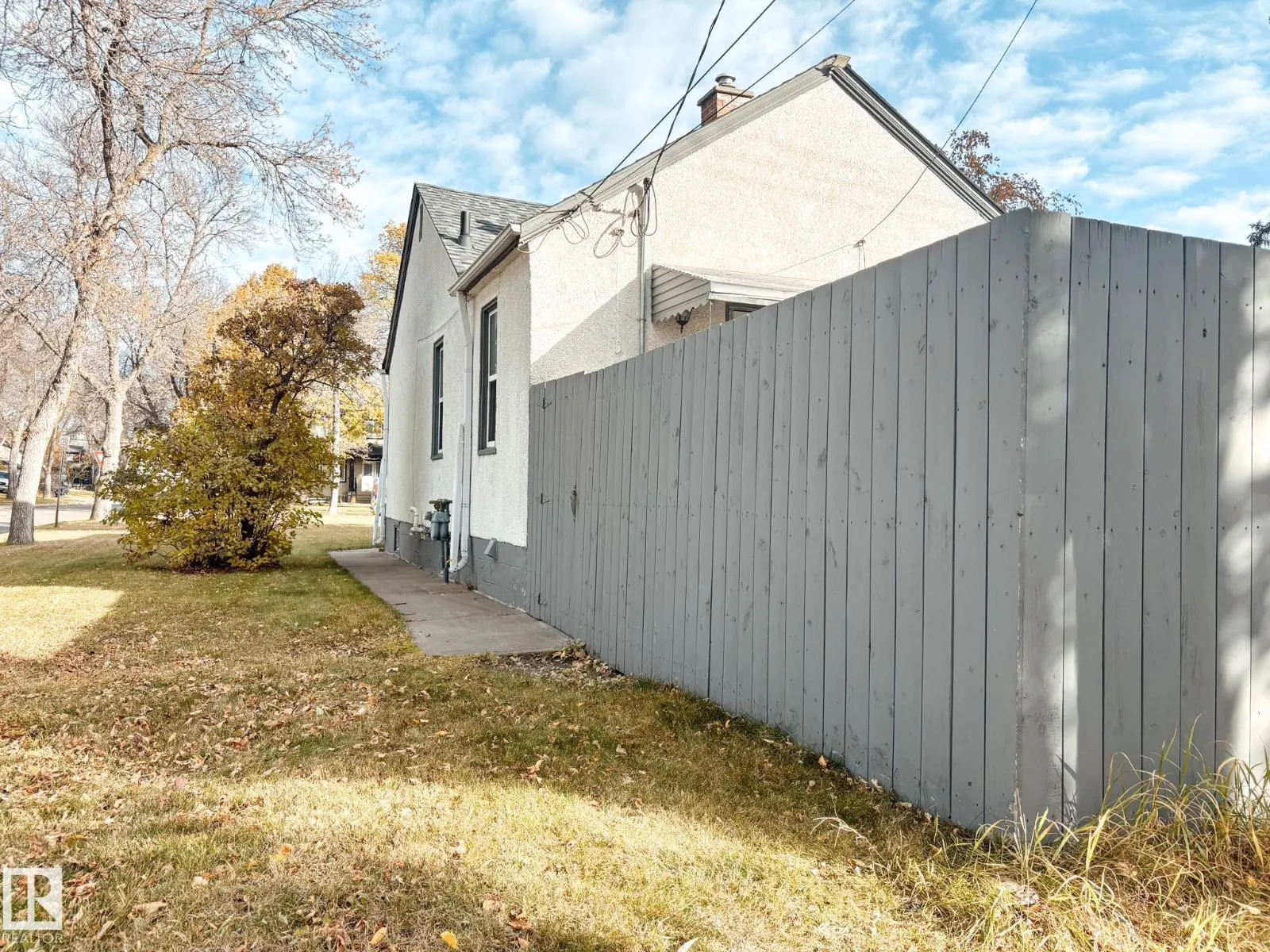 11448 65 ST NW