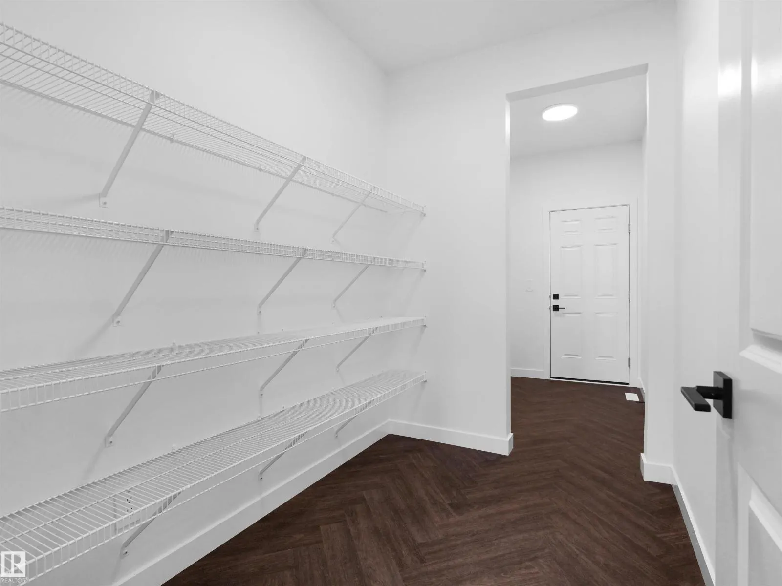 20727 40 AV NW