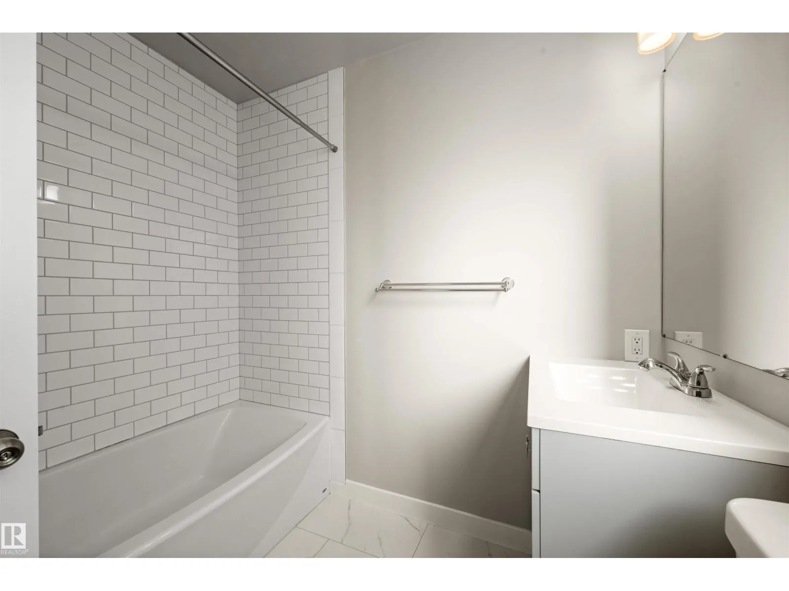 10969 139 ST NW