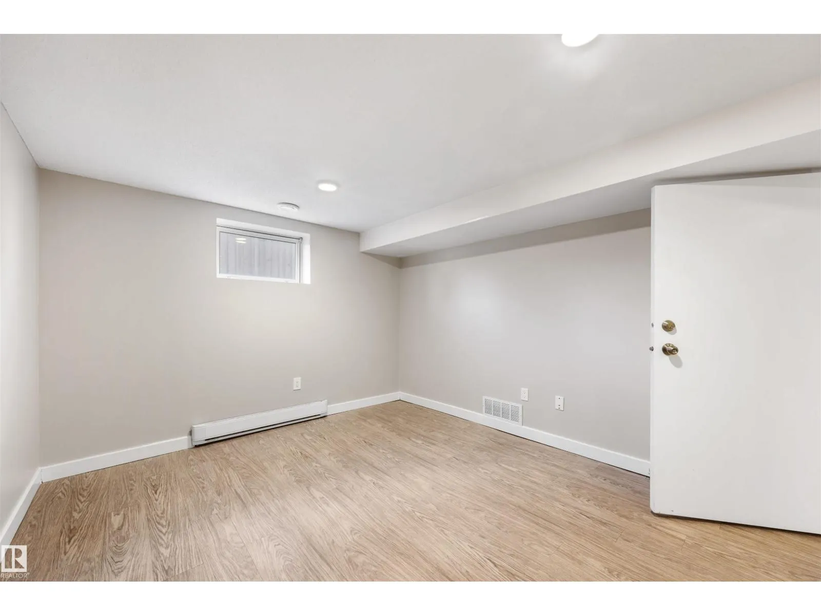 10969 139 ST NW