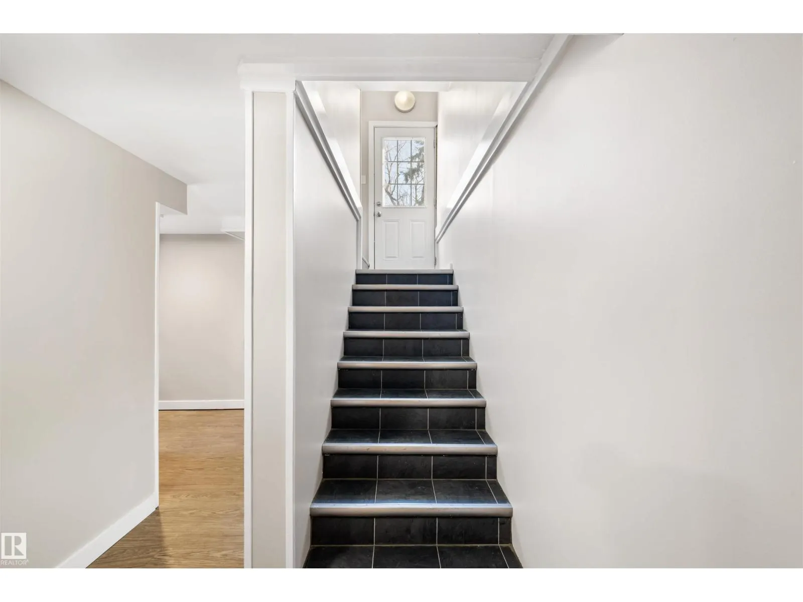 10969 139 ST NW