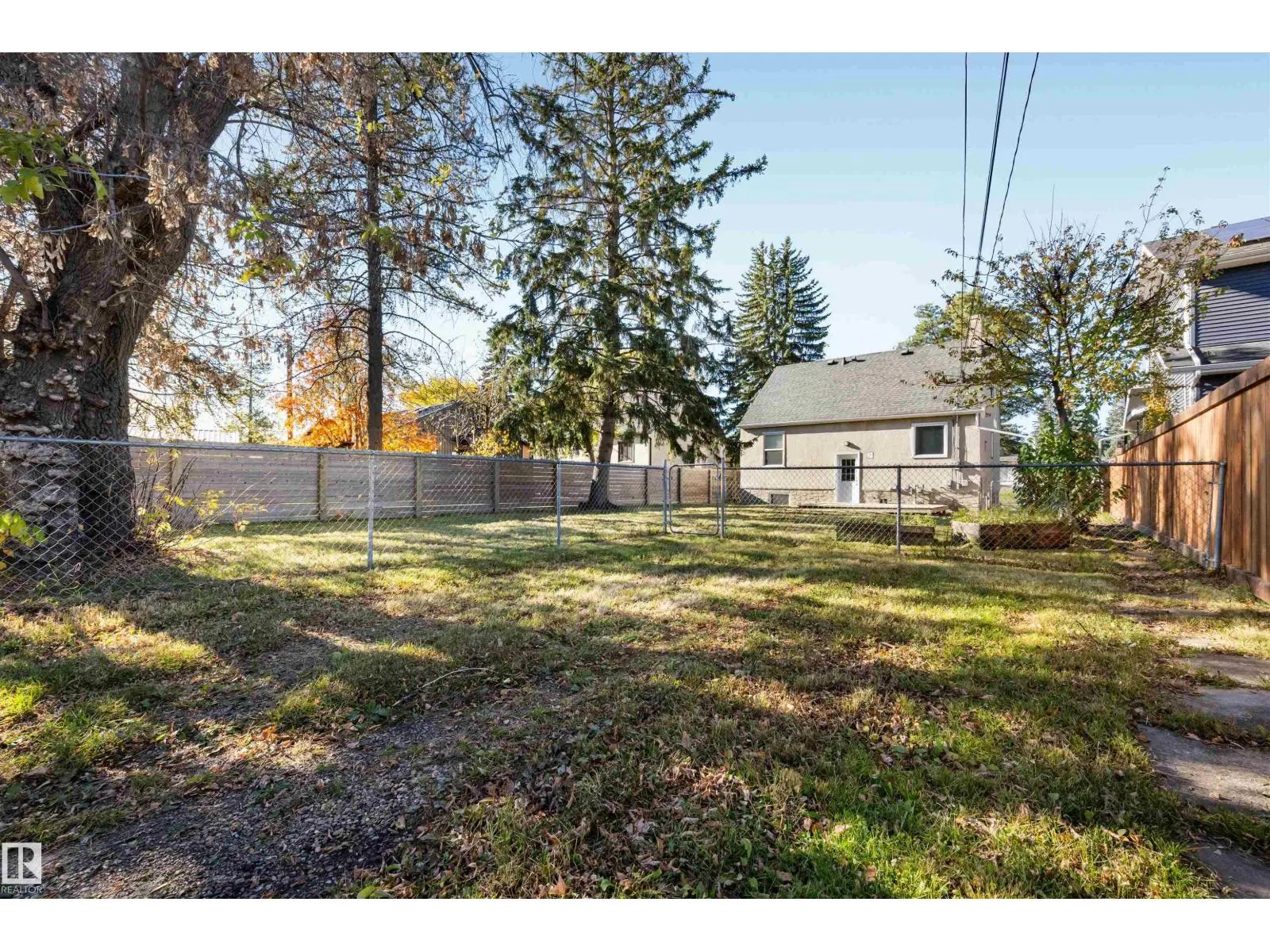 10969 139 ST NW
