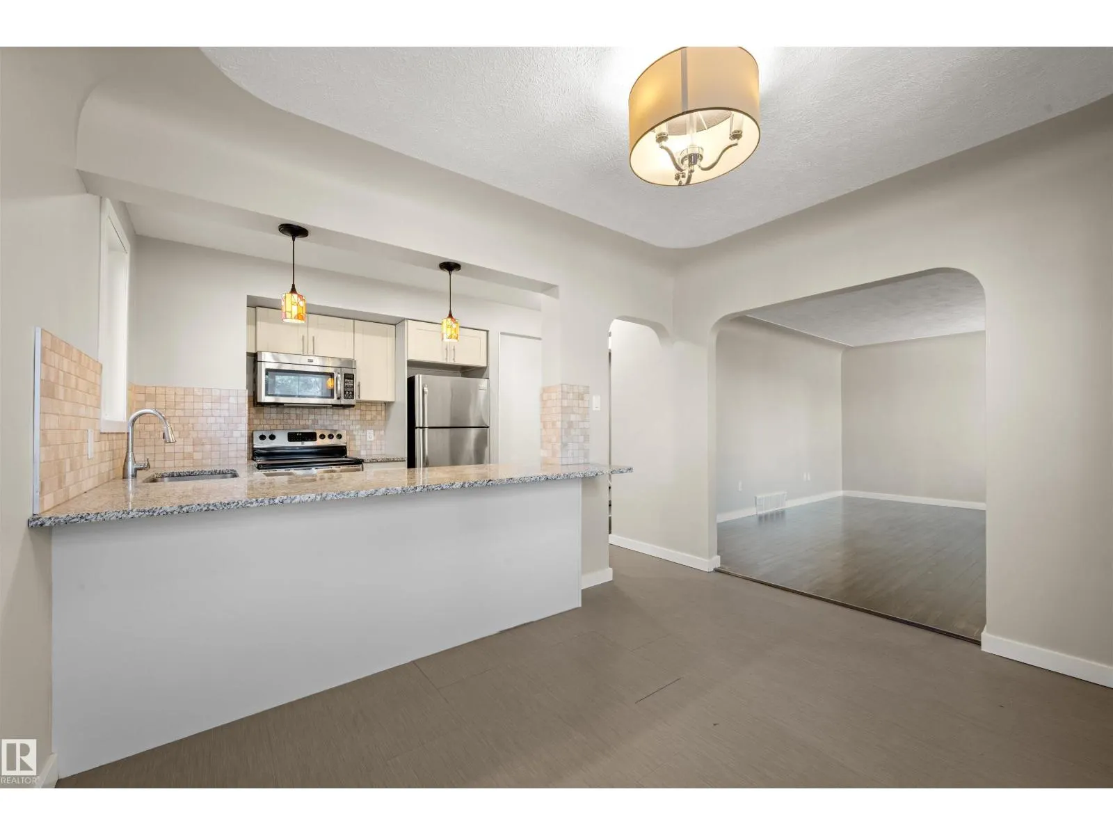 10969 139 ST NW