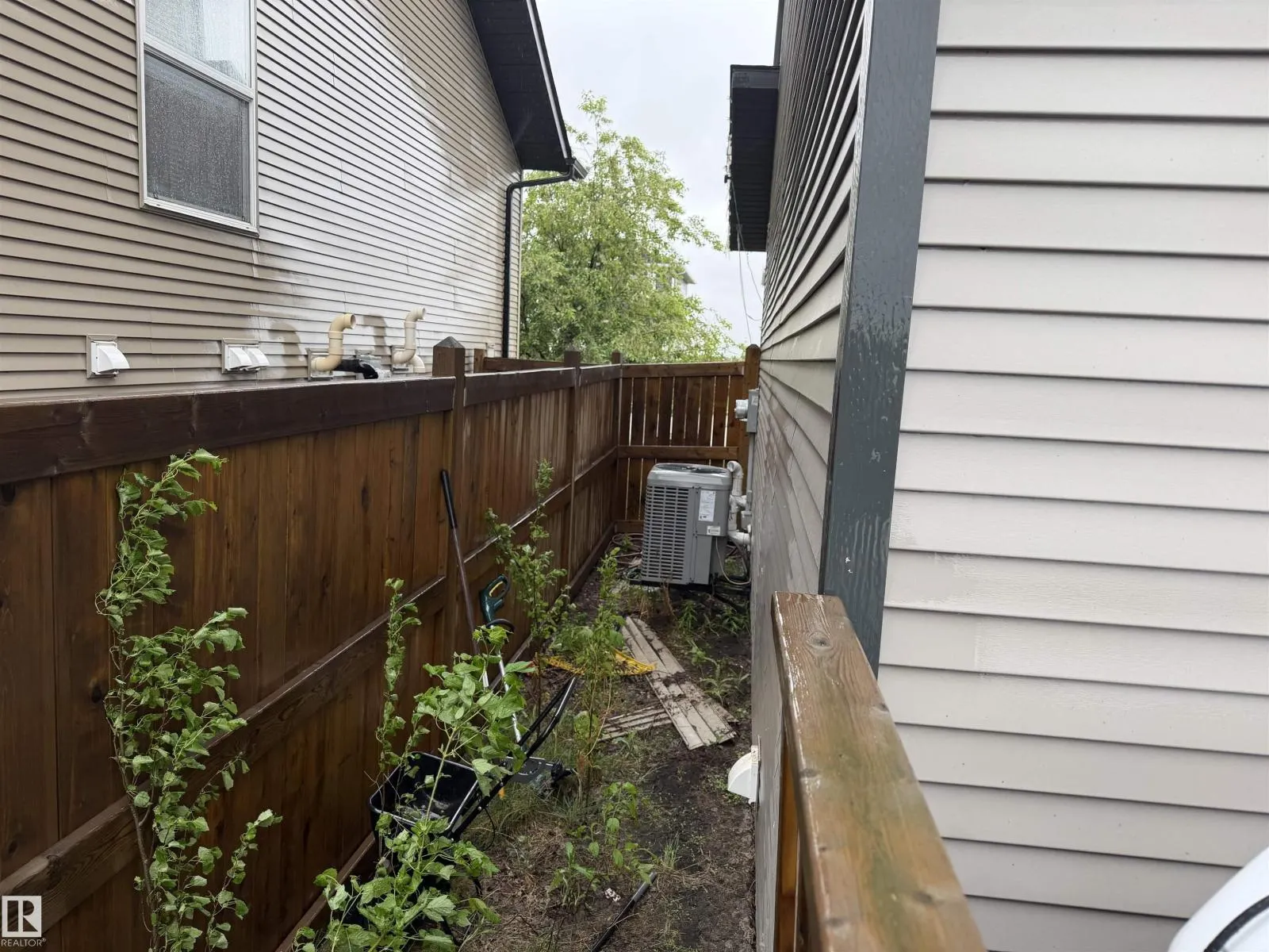 4038 56 AV