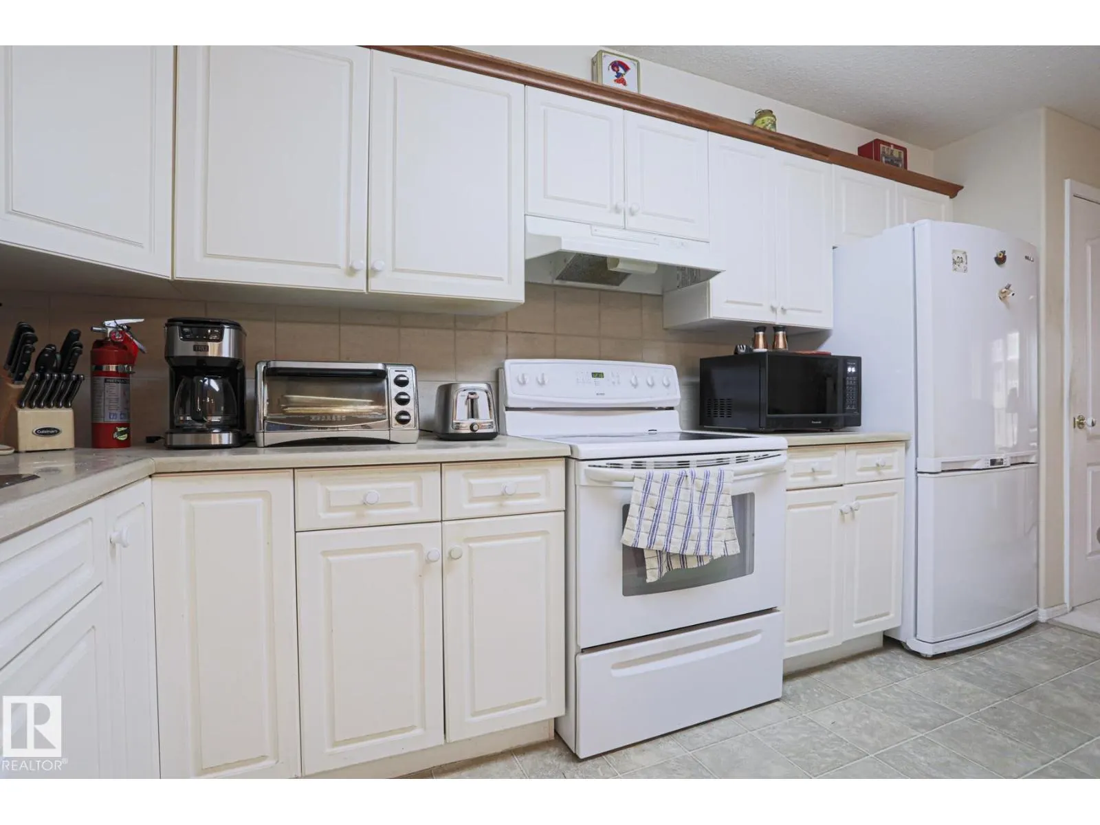 #212 6623 172 ST NW NW