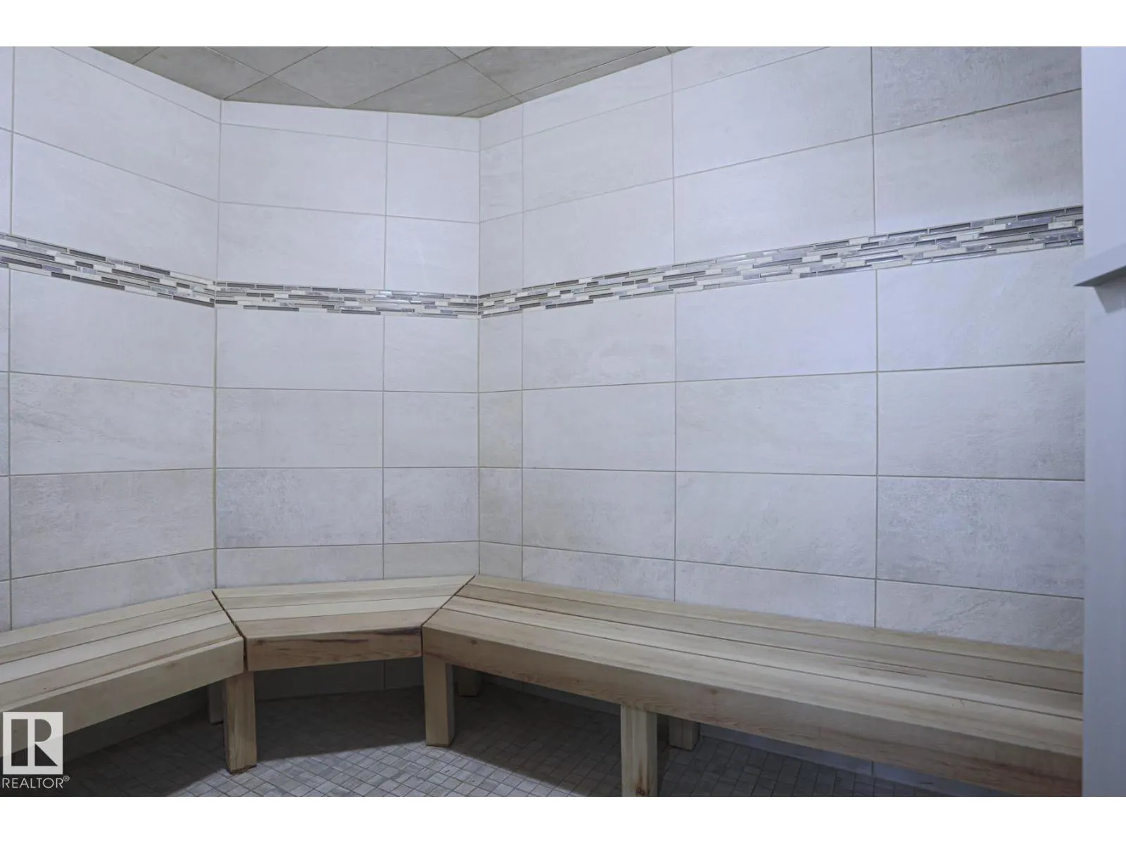 #212 6623 172 ST NW NW