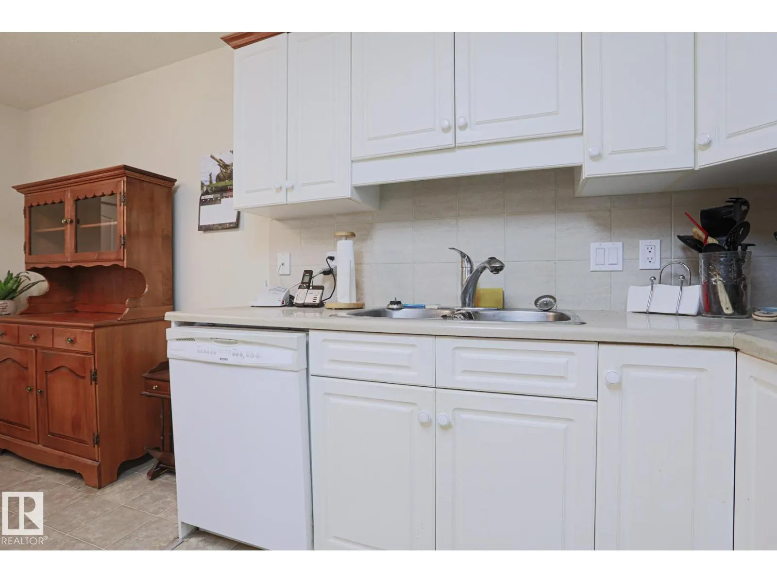 #212 6623 172 ST NW NW