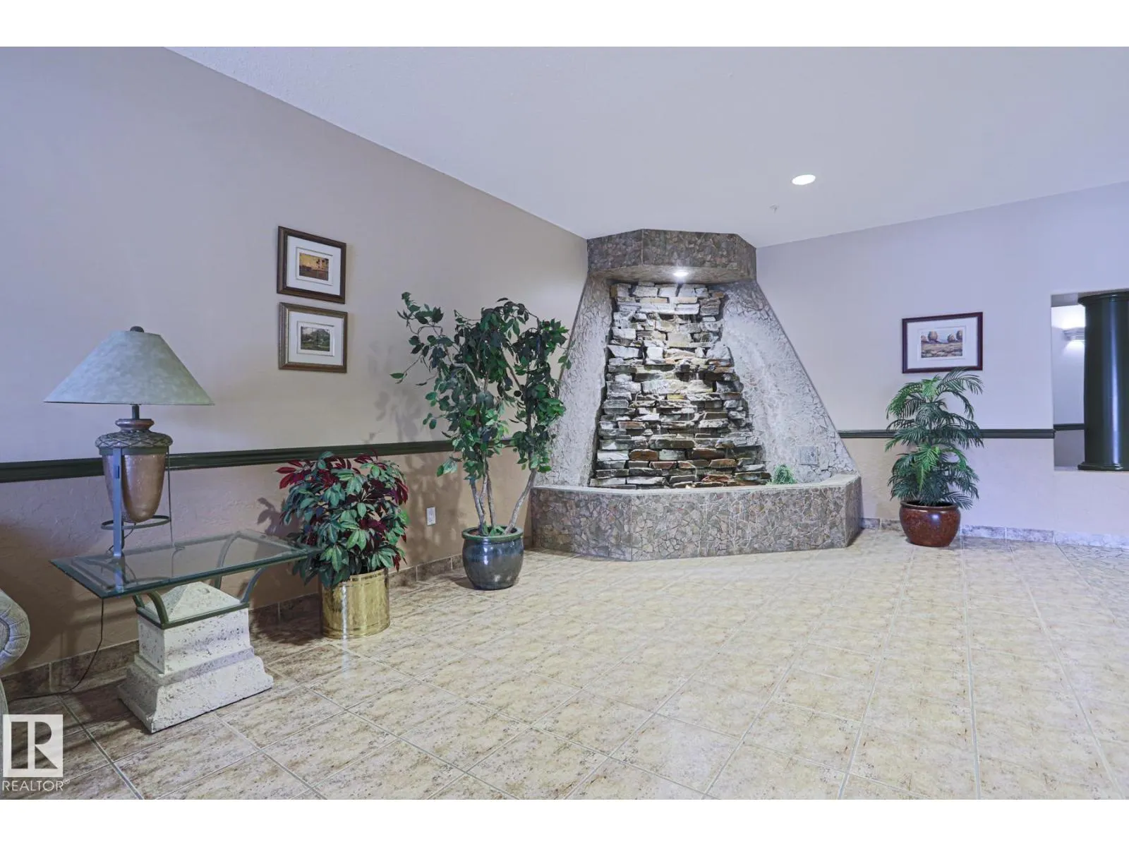 #212 6623 172 ST NW NW